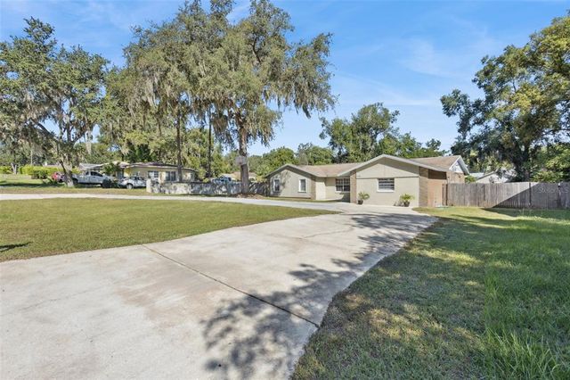 1130 W  Minnehaha Ave, Clermont, FL 34711