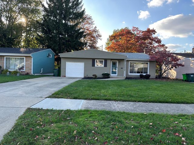 1374 Ranchland Dr, Mayfield Heights, OH 44124