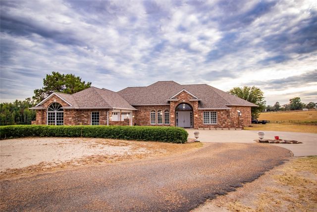 12201 County Road 3819, Athens, TX 75752