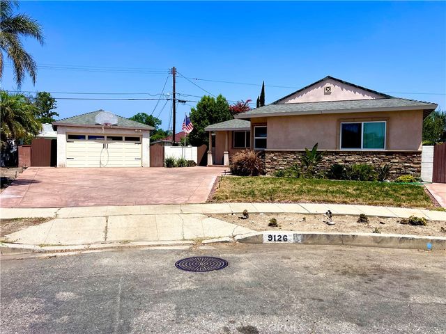 9126 Remick Ave, Pacoima, CA 91331