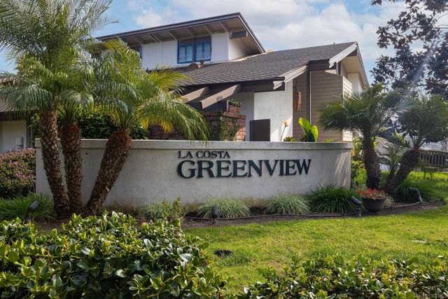 5 Greenview Dr, Carlsbad, CA 92009
