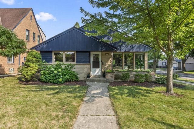 2800 N Hartung AVENUE, Milwaukee, WI 53210