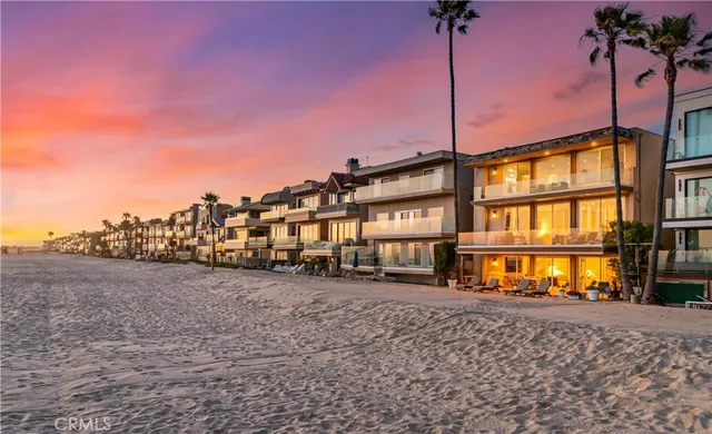 67A Surfside Ave, Seal Beach, CA 90743