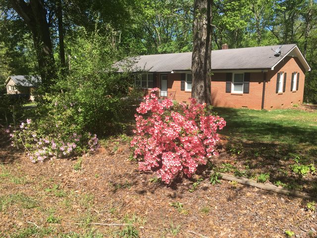 510 Short St, Mount Holly, NC 28120