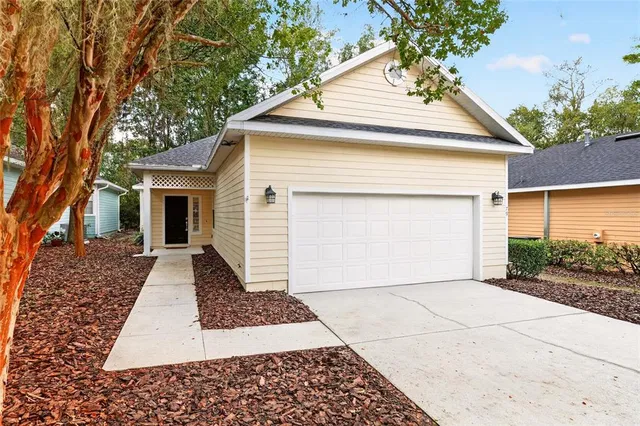 79 NW 48TH BOULEVARD #16, Gainesville, FL 32607