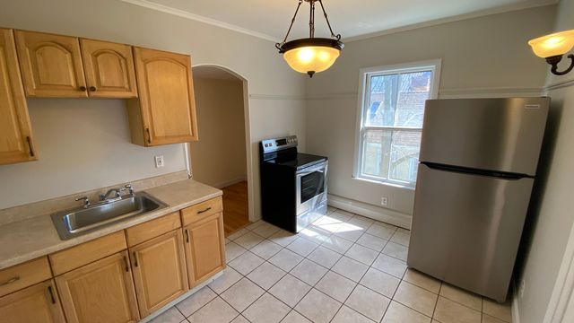 29 Nelson St   #C, Dover, NH 03820