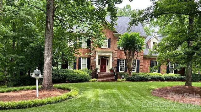 2249 Greenbrook Pkwy #57, Matthews, NC 28104