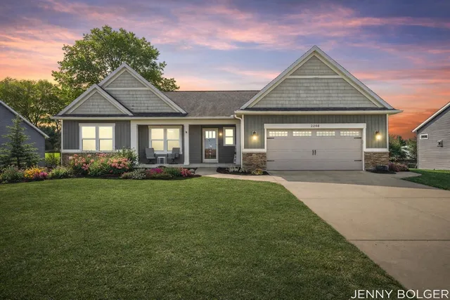 2286 Byron Shores Dr SW, Byron Center, MI 49315