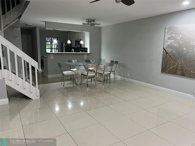 4727 NW 82nd Ave #1305, Fort Lauderdale, FL 33351