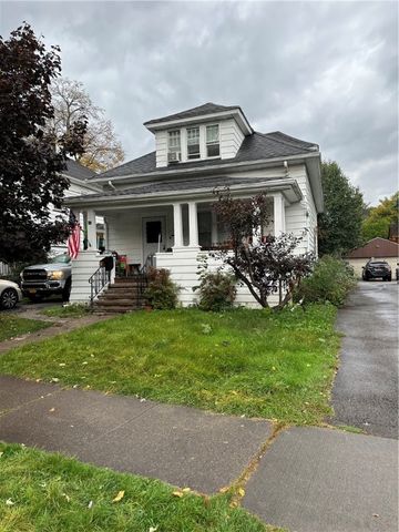 709 Garfield St, East Rochester, NY 14445
