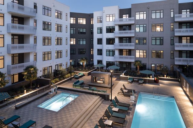2330 Webster St #726, Oakland, CA 94612