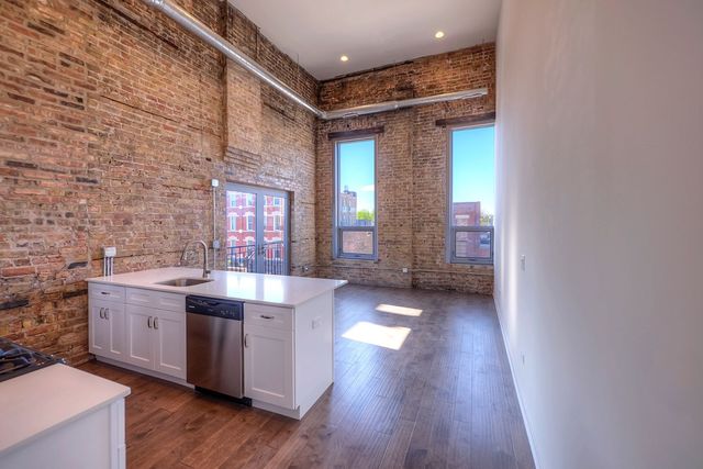 1532 W  Chicago Ave #202, Chicago, IL 60642