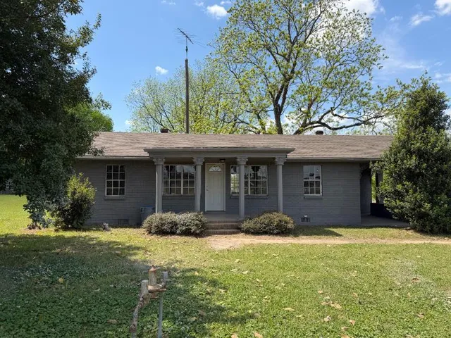 320 S  Pontotoc Rd, Bruce, MS 38915