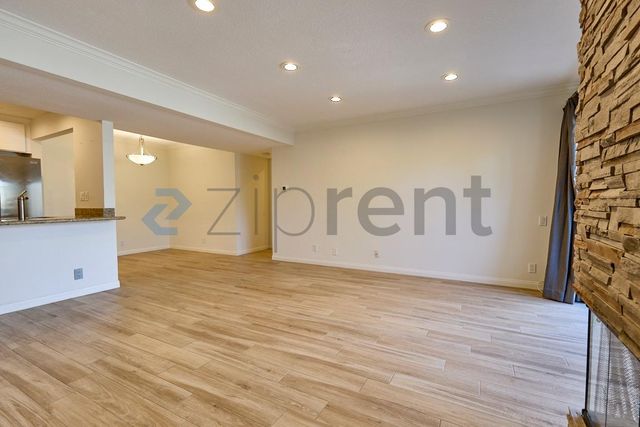 25761 Le Parc #87, Lake Forest, CA 92630