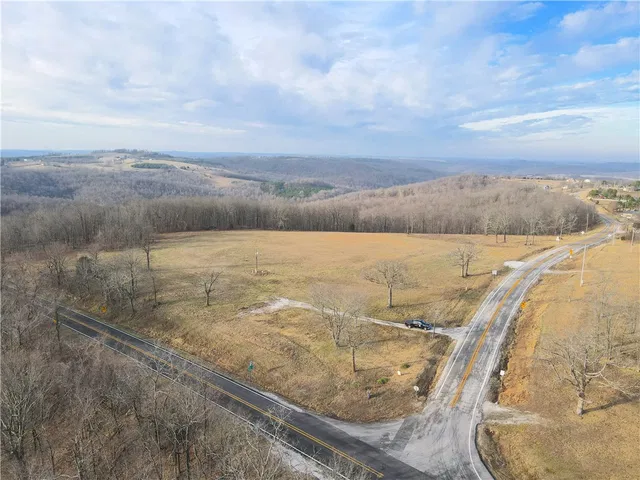 State Highway 103, Compton, AR 72624