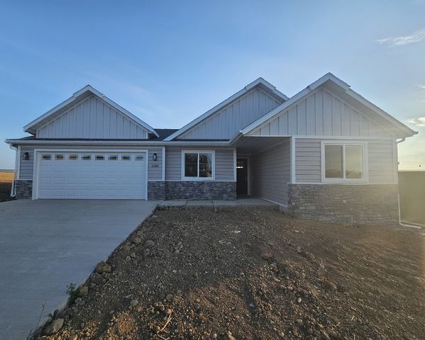 2289 Excalibur Way, Sheridan, WY 82801