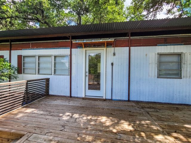 843 Grandview Bnd, Canyon Lake, TX 78133