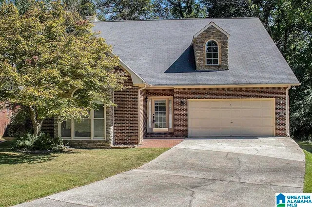 2512 Christie Cir, Birmingham, AL 35216
