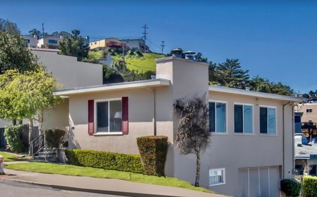 22 Robinson Dr, San Francisco, CA 94112