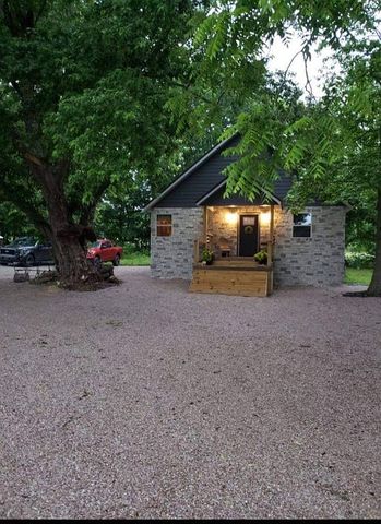 118 Lick Branch Rd, Harrison, AR 72601