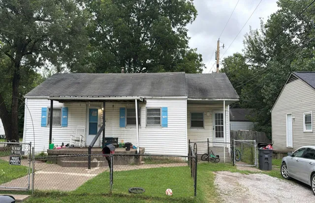 2511 Negley Pl, Evansville, IN 47711