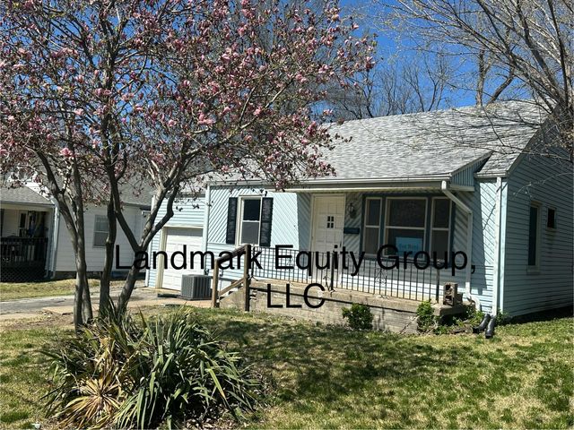 10710 E  24th St S, Independence, MO 64052