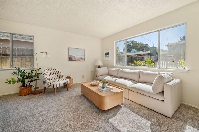 550 Mitchell Dr, Los Osos, CA 93402