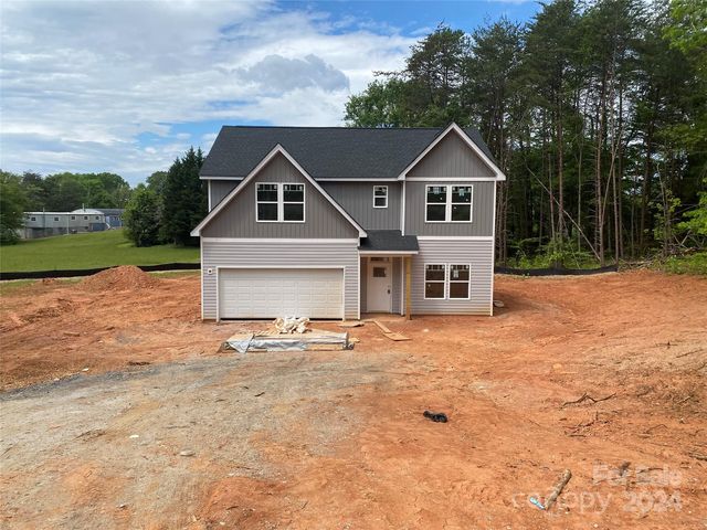 1338 32nd St SW, Hickory, NC 28602