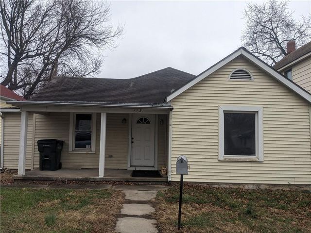 773 Miami St, Leavenworth, KS 66048