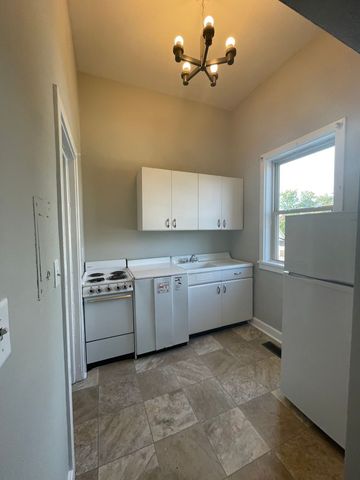 208 S  Market St #A-05, Delphi, IN 46923