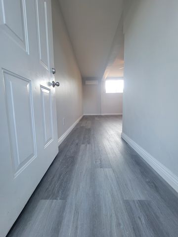 2550 Montrose Ave, Montrose, CA 91020