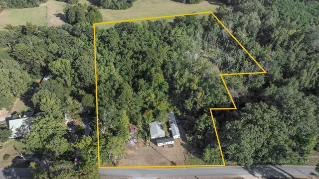 201 Red Town Rd, Leesville, LA 71446