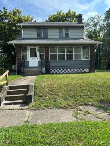 515 Carroll St, Youngstown, OH 44502