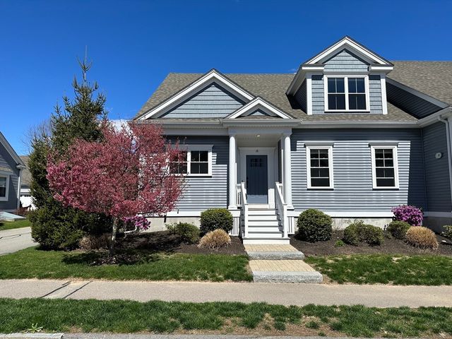 18 Millstone Dr #18, Medway, MA 02053