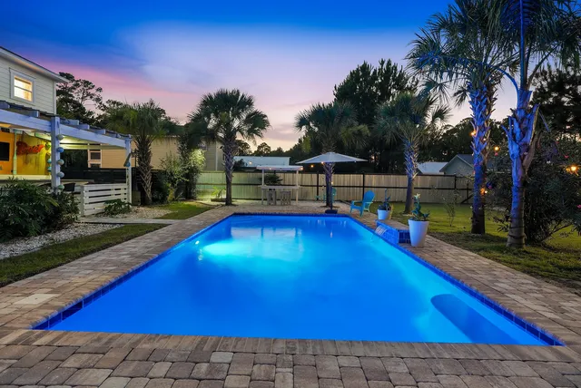 16 Pine Tree Way, Santa Rosa Beach, FL 32459