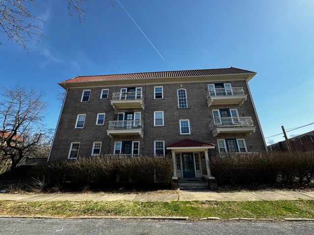 1615 Ridgefield Rd #9, Cleveland, OH 44118