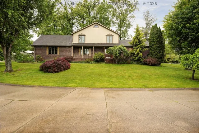 817 Shrewsbury Dr, Saint Albans, WV 25177