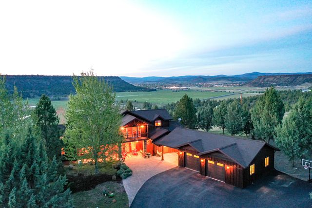 3900 SE Riverview Rd, Prineville, OR 97754