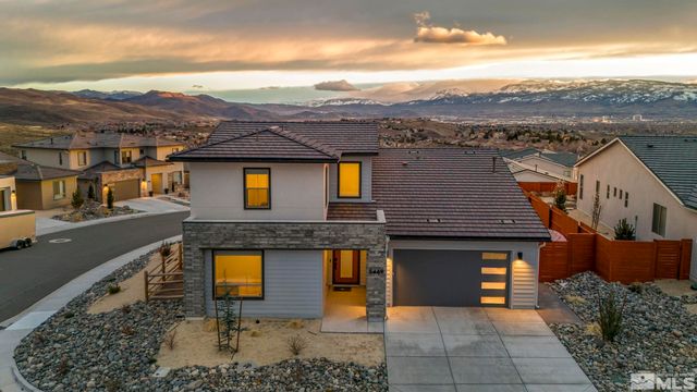 5469 Fossilstone Ct, Sparks, NV 89436