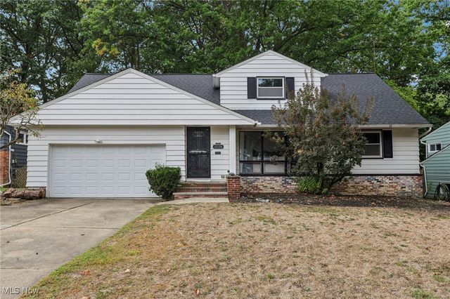 3598 Atherstone Rd, Cleveland Heights, OH 44121