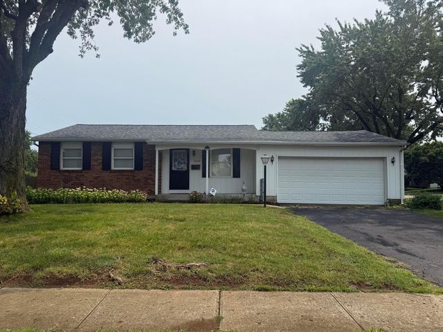 3060 Dunloe Rd, Columbus, OH 43232