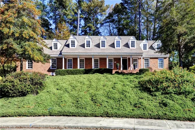10 Whitby Ct, Williamsburg, VA 23185