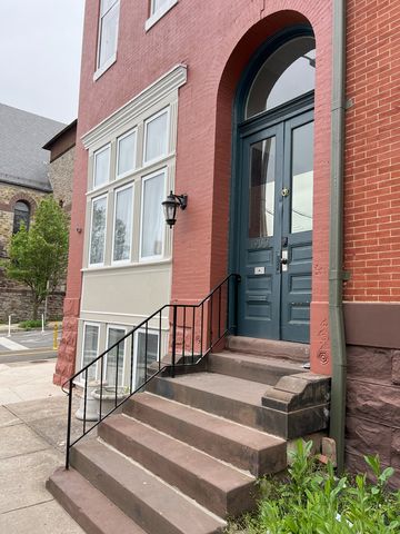 1933 Saint Paul St #4, Baltimore, MD 21218