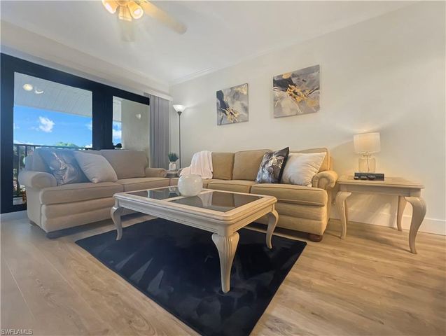 600 Neapolitan WAY #342, Naples, FL 34103