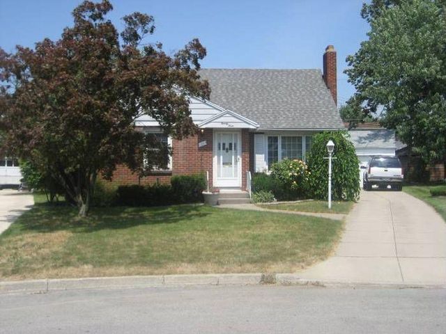 23 Springwood Ct, Buffalo, NY 14223