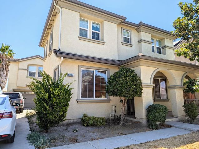 17826 Daffodil Hill St, Lathrop, CA 95330