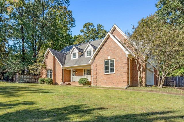 8912 Timber Trail Cv, Cordova, TN 38018