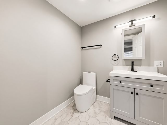 27W174 Cooley Ave #1, Winfield, IL 60190