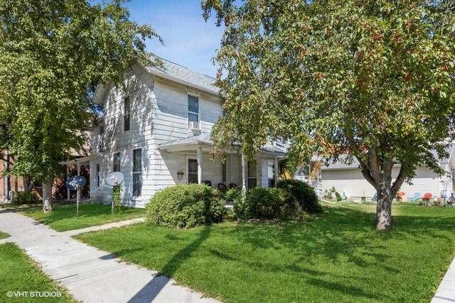 106-108 S  Avenue B, Washington, IA 52353