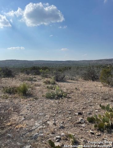 280 High Lonesome Road, Comstock, TX 78837